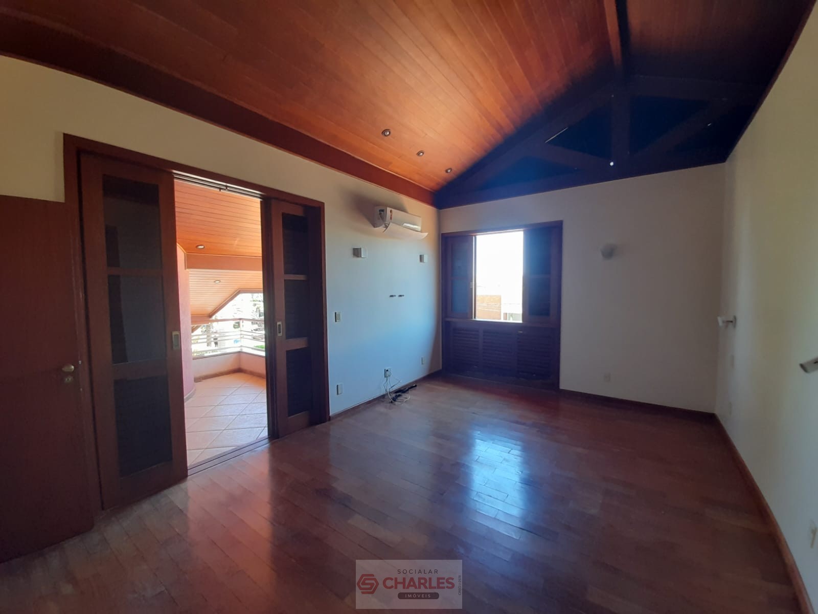 COND. MORRO VERMELHO MOGI-MIRIM