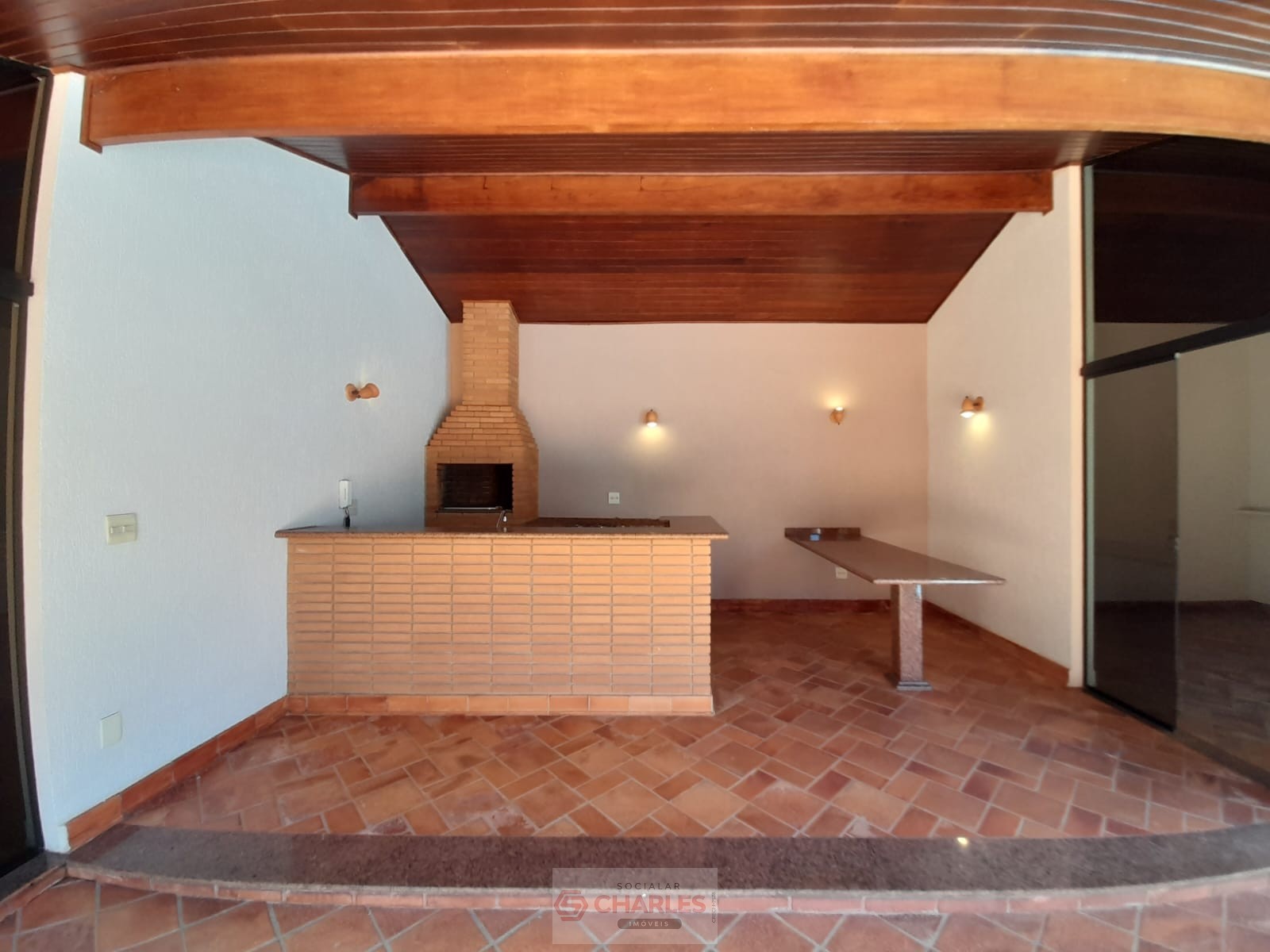 COND. MORRO VERMELHO MOGI-MIRIM