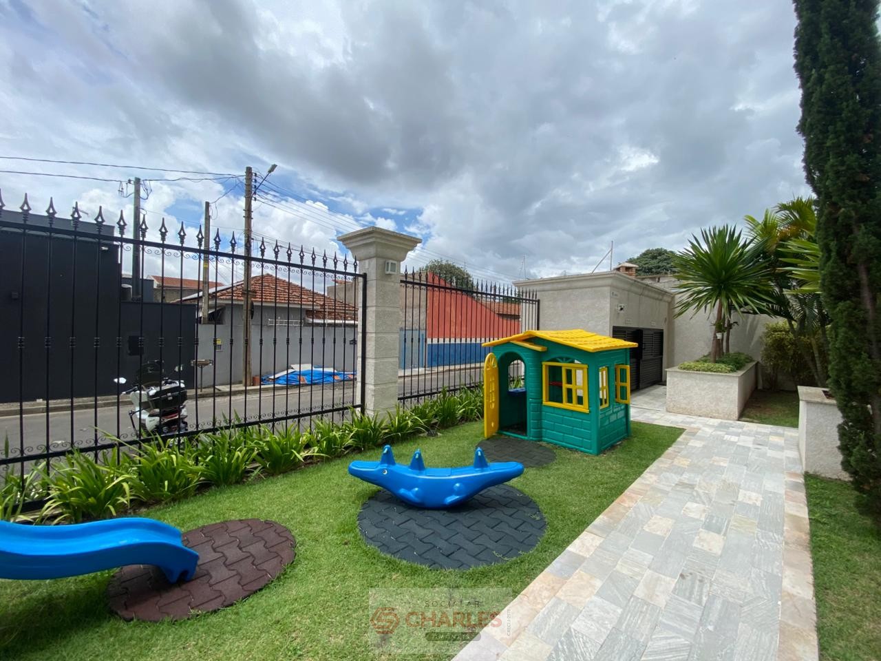 COND. CENTRAL PARK RESID. MOGI-GUACU