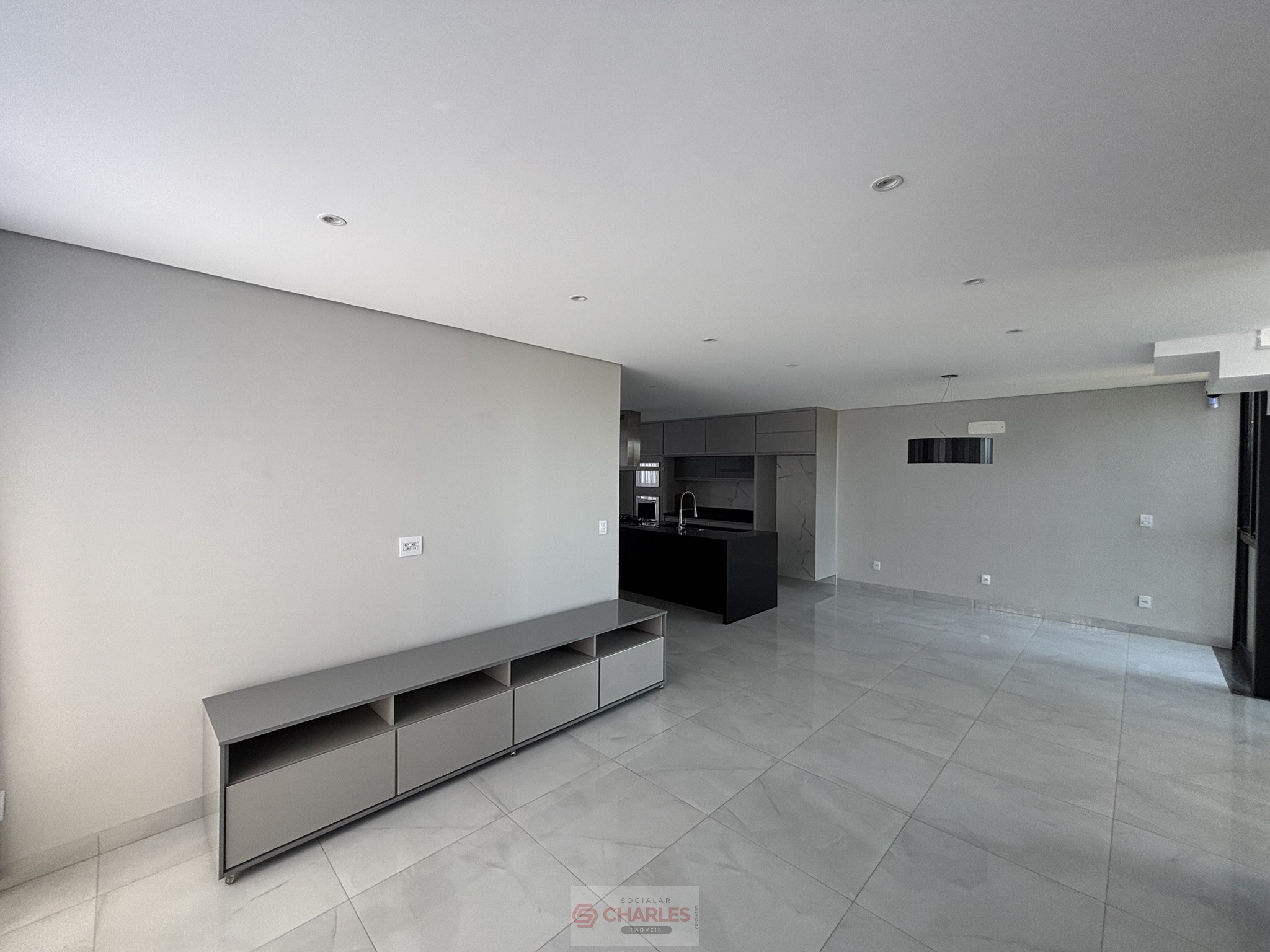 COND. MONT SERRAT MOGI-MIRIM