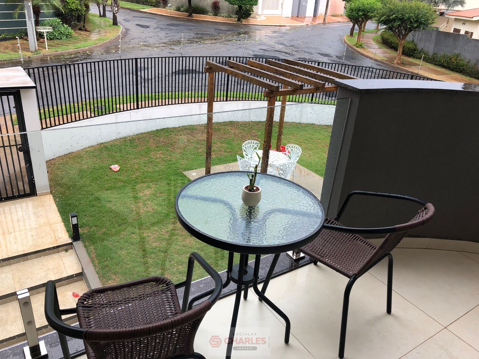 COND. RES. DONA NENÊ ROCHA MOGI-GUACU