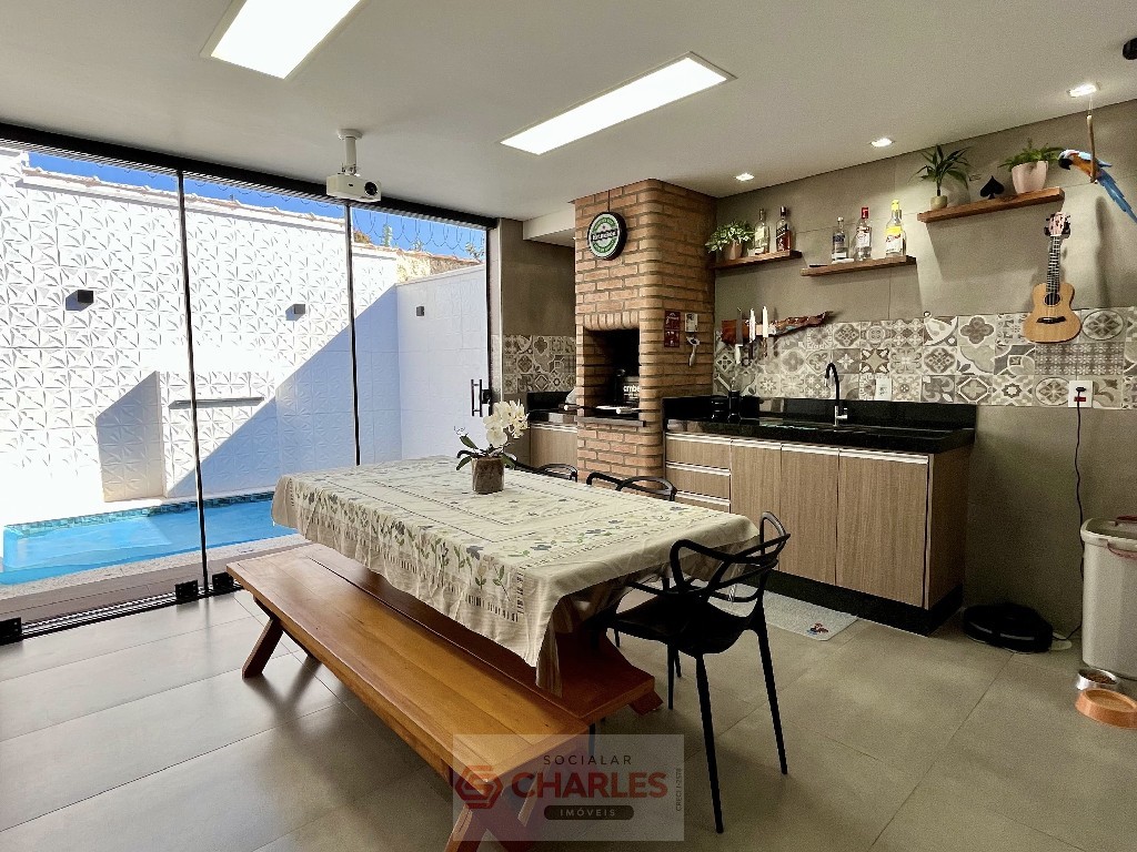 COND. VILLAGIO STA. CRUZ MOGI-MIRIM