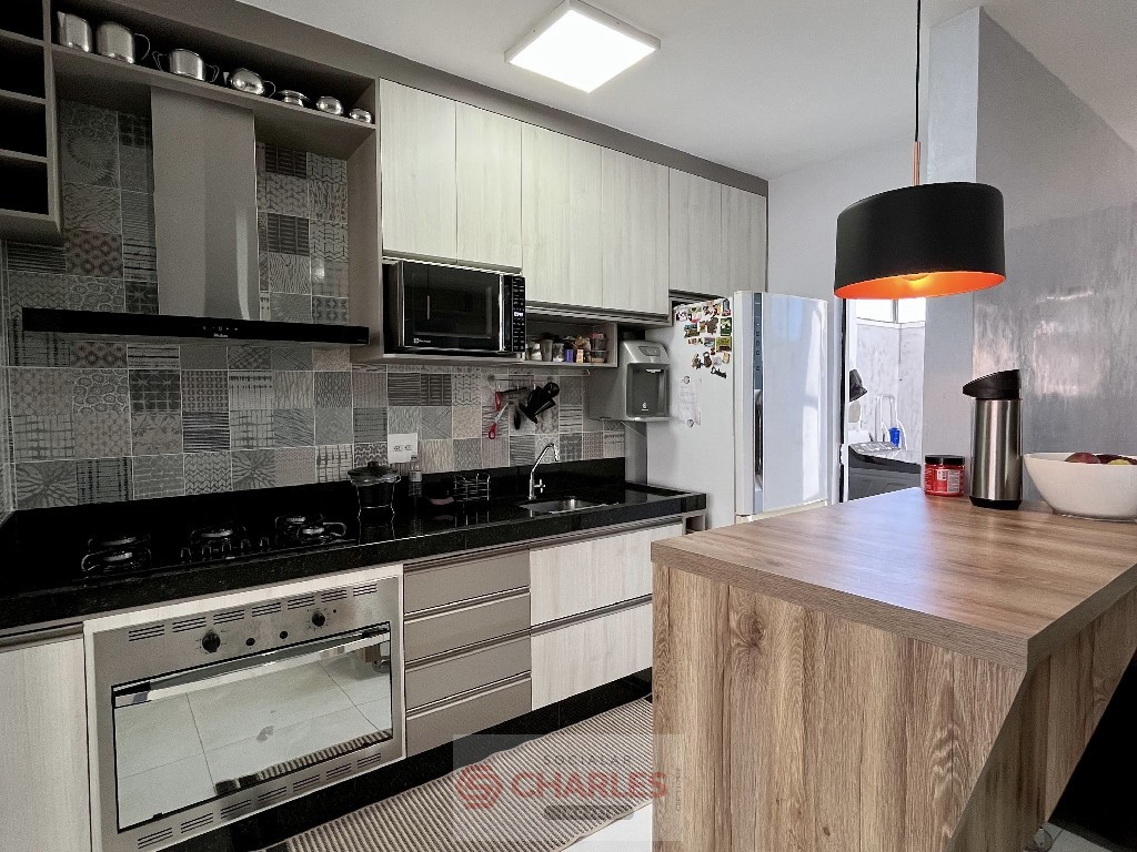 COND. VILLAGIO STA. CRUZ MOGI-MIRIM