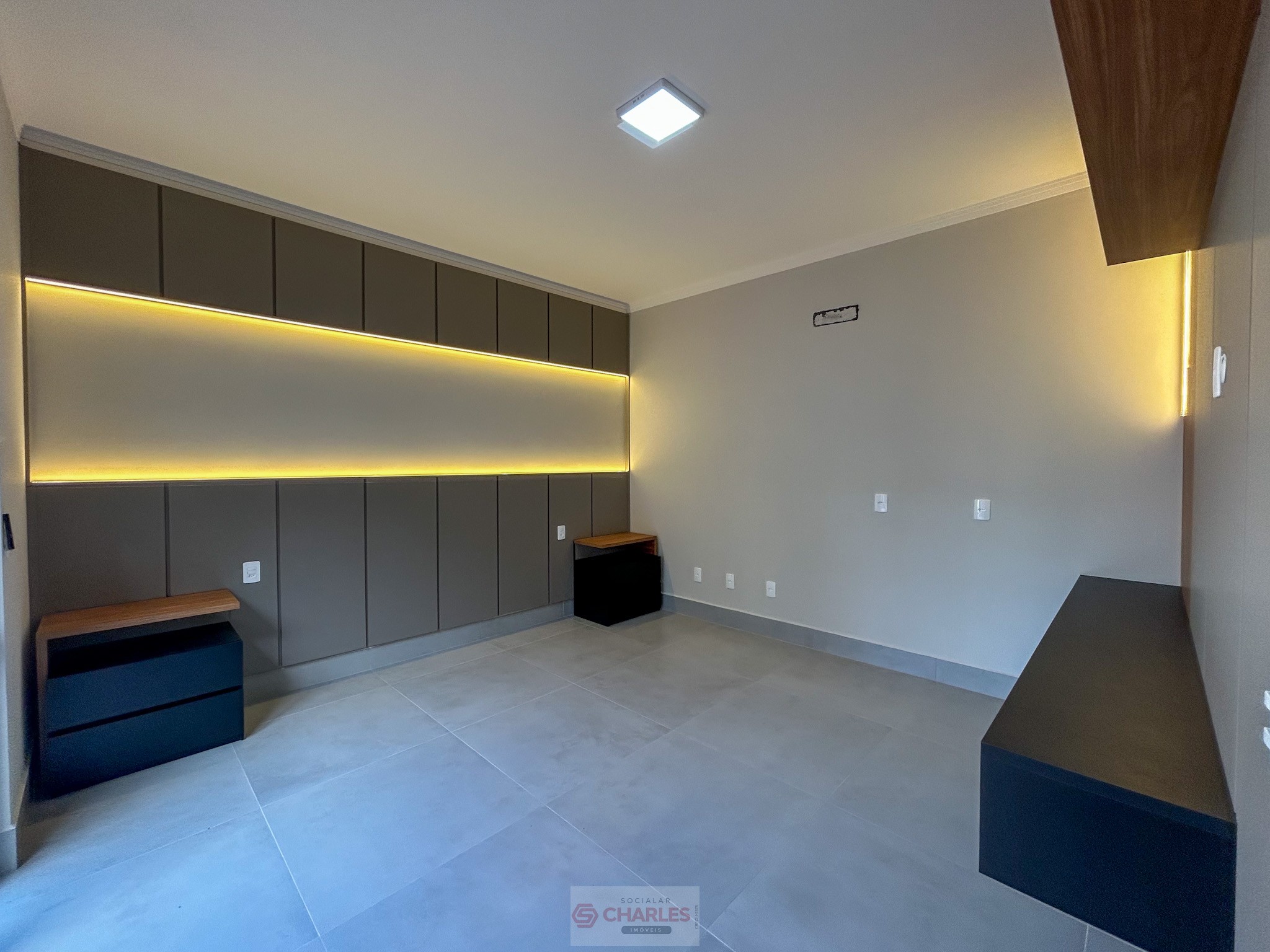 COND. PALM PARK ESTIVA GERBI