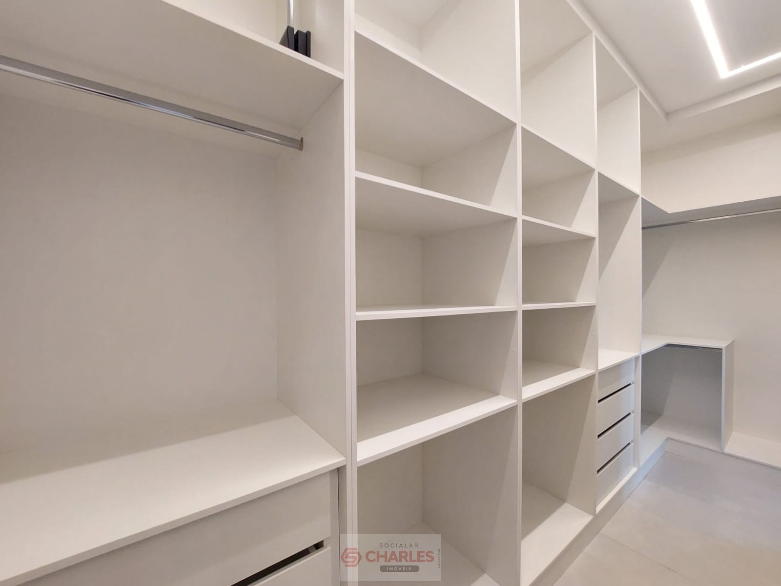 COND. MONT SERRAT MOGI-MIRIM