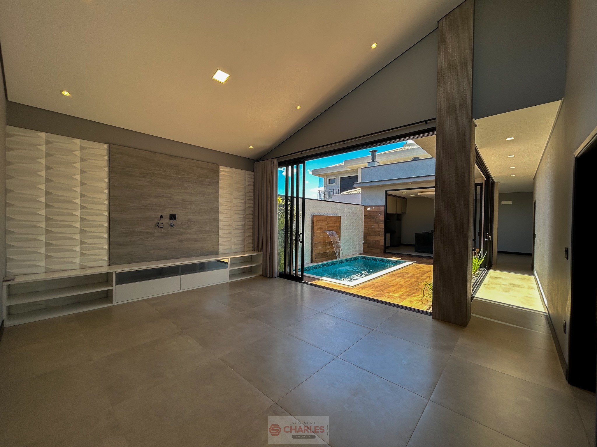 COND. MORRO VERMELHO II MOGI-MIRIM