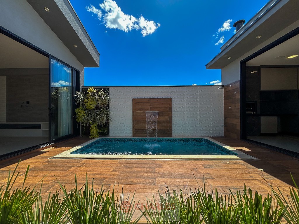 COND. MORRO VERMELHO II MOGI-MIRIM