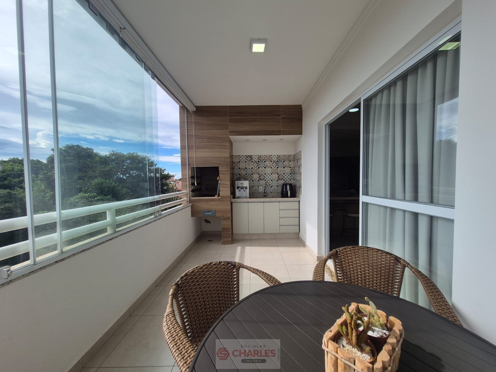 COND. EDIFÍCIO TOM JOBIM MOGI-GUACU