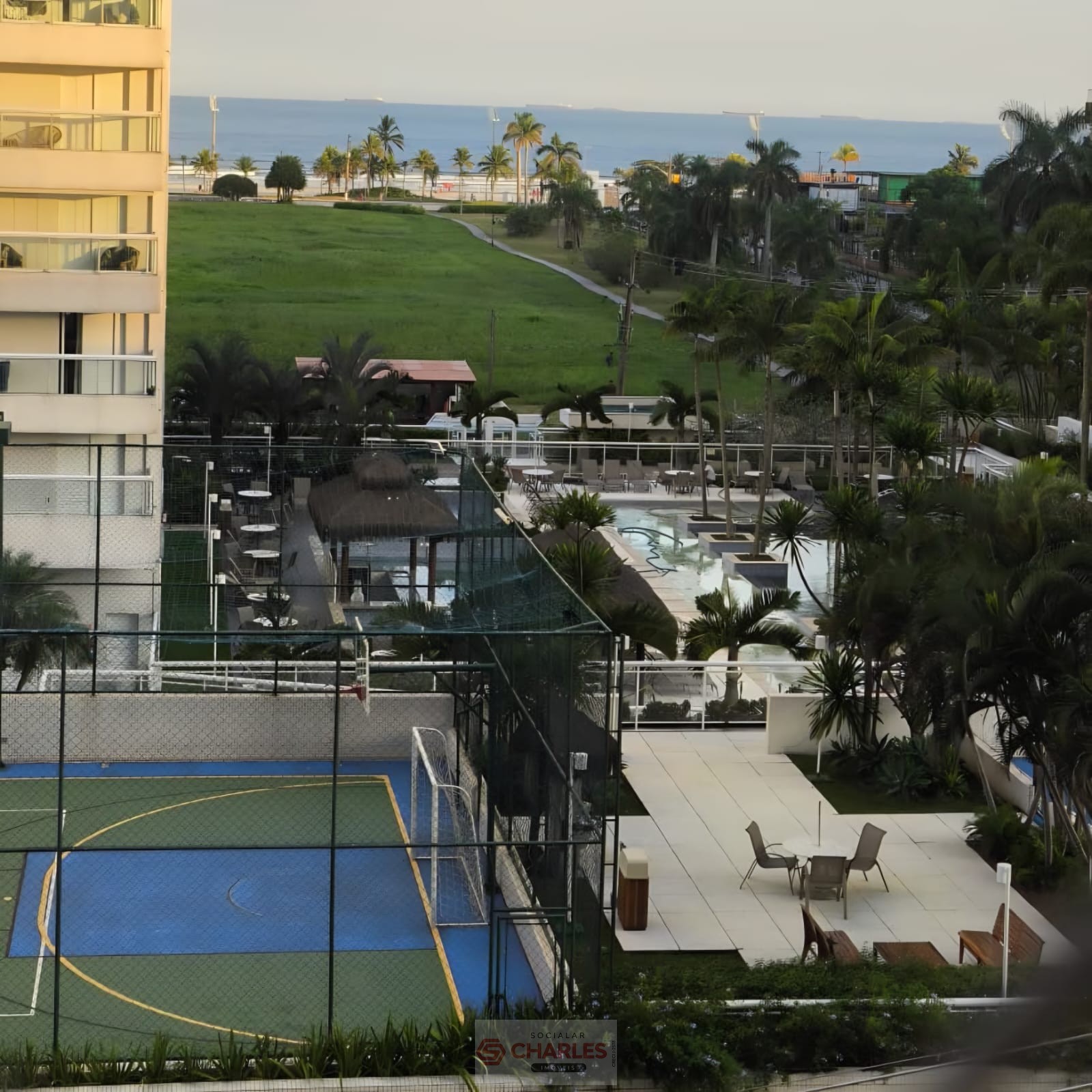 COND. CENTRAL PARK RESID. GUARUJA