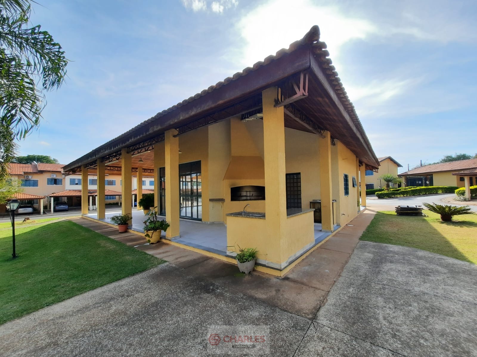 COND. VILLAGGIO DI FIORI MOGI-MIRIM