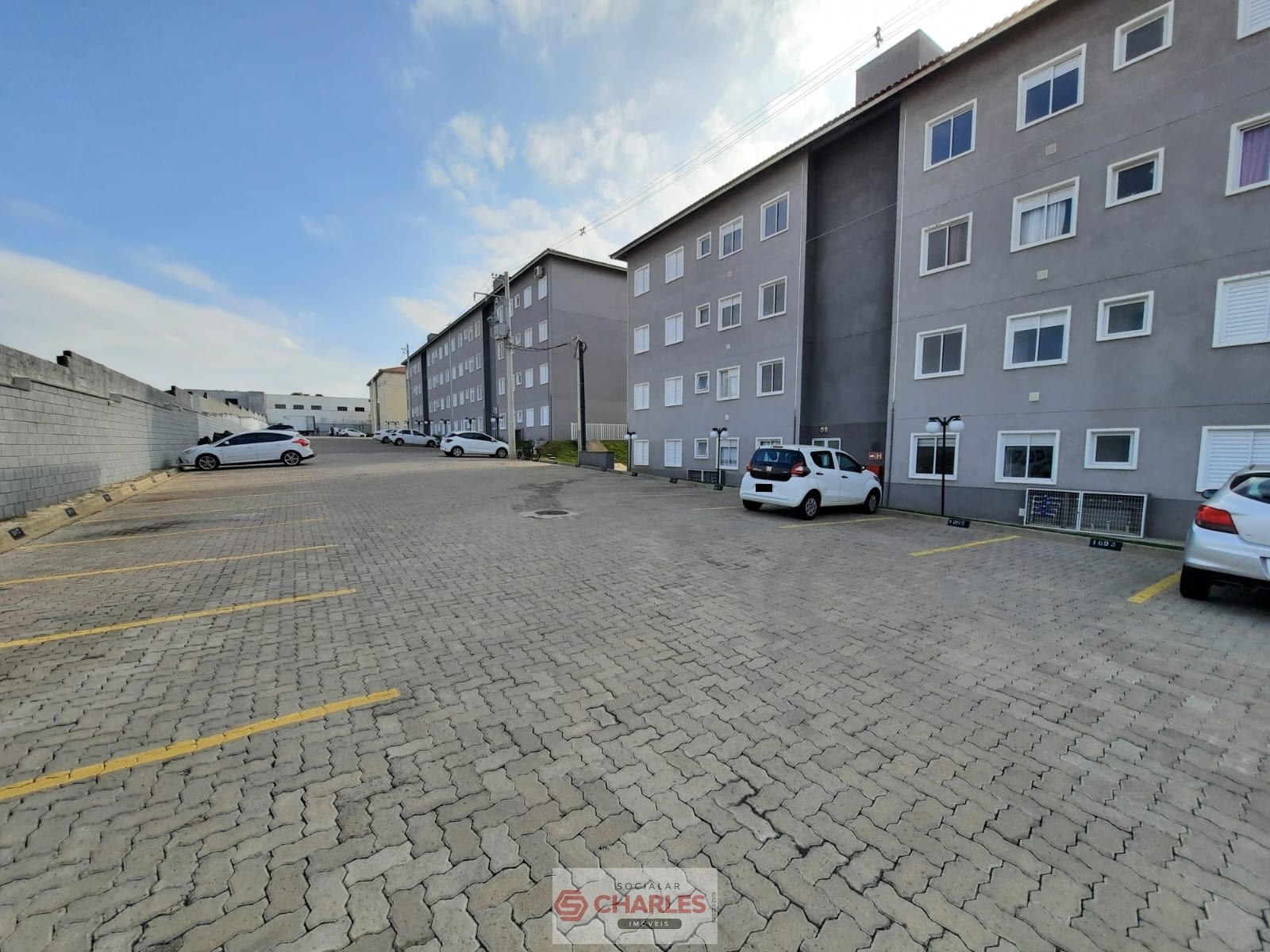 COND.RESID. PQ. IMPERIAL MOGI-MIRIM